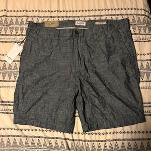 NWT Men’s 40 chambray blue shorts 9 inch inseam